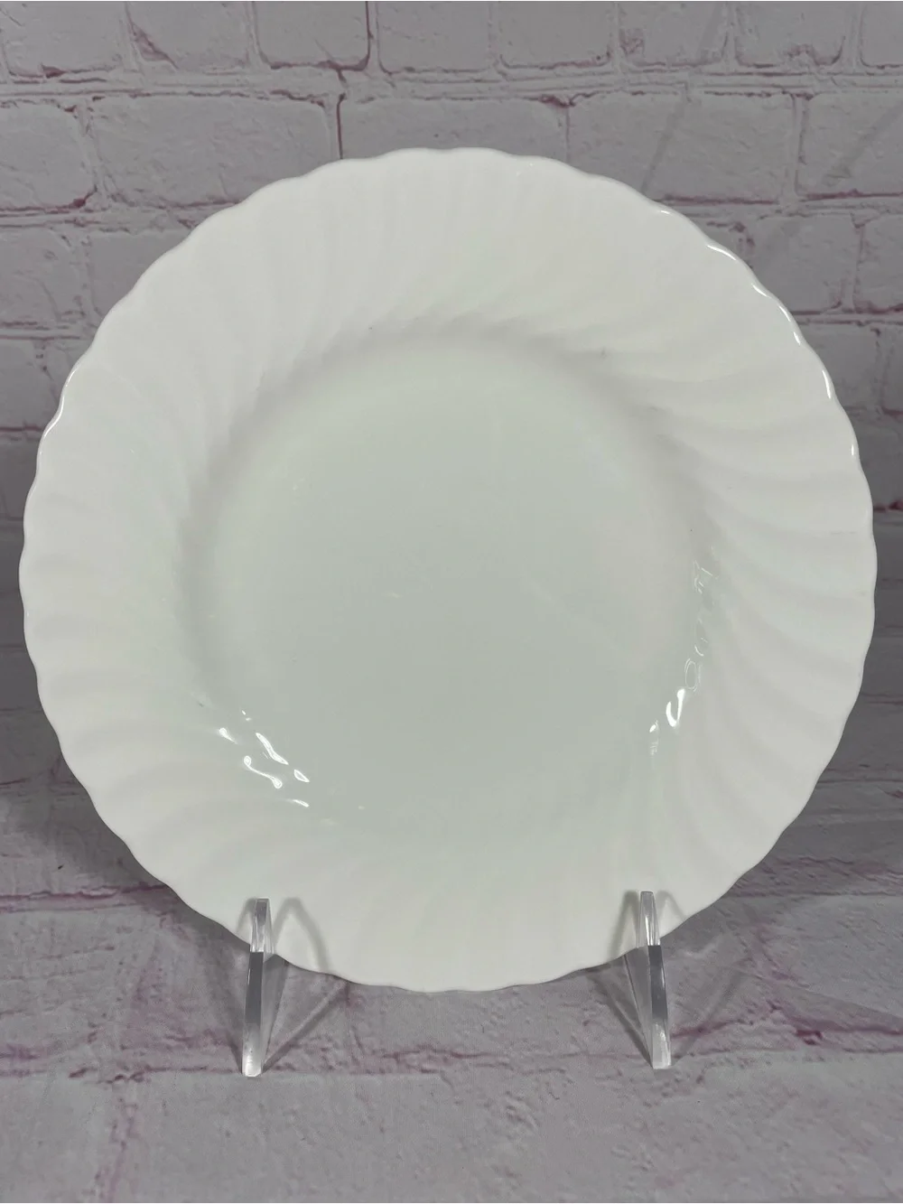 Vintage Minton White Fife Bone China Salad Plates 7 7/8” England Discontinued